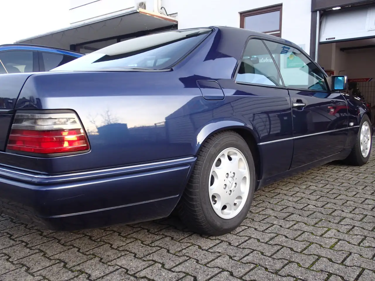 Mercedes-Benz E 320 Einmalige Vollausstattung,nahezu alles was es damals gab, foto 8