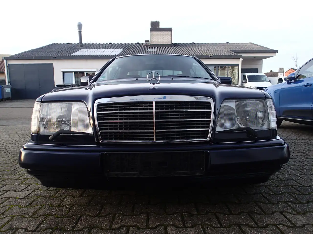 Mercedes-Benz E 320 Einmalige Vollausstattung,nahezu alles was es damals gab, foto 2