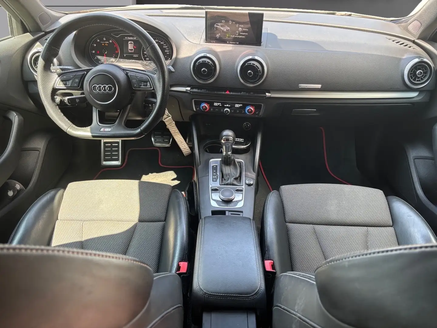 Audi A3 S Line Blanc - 2