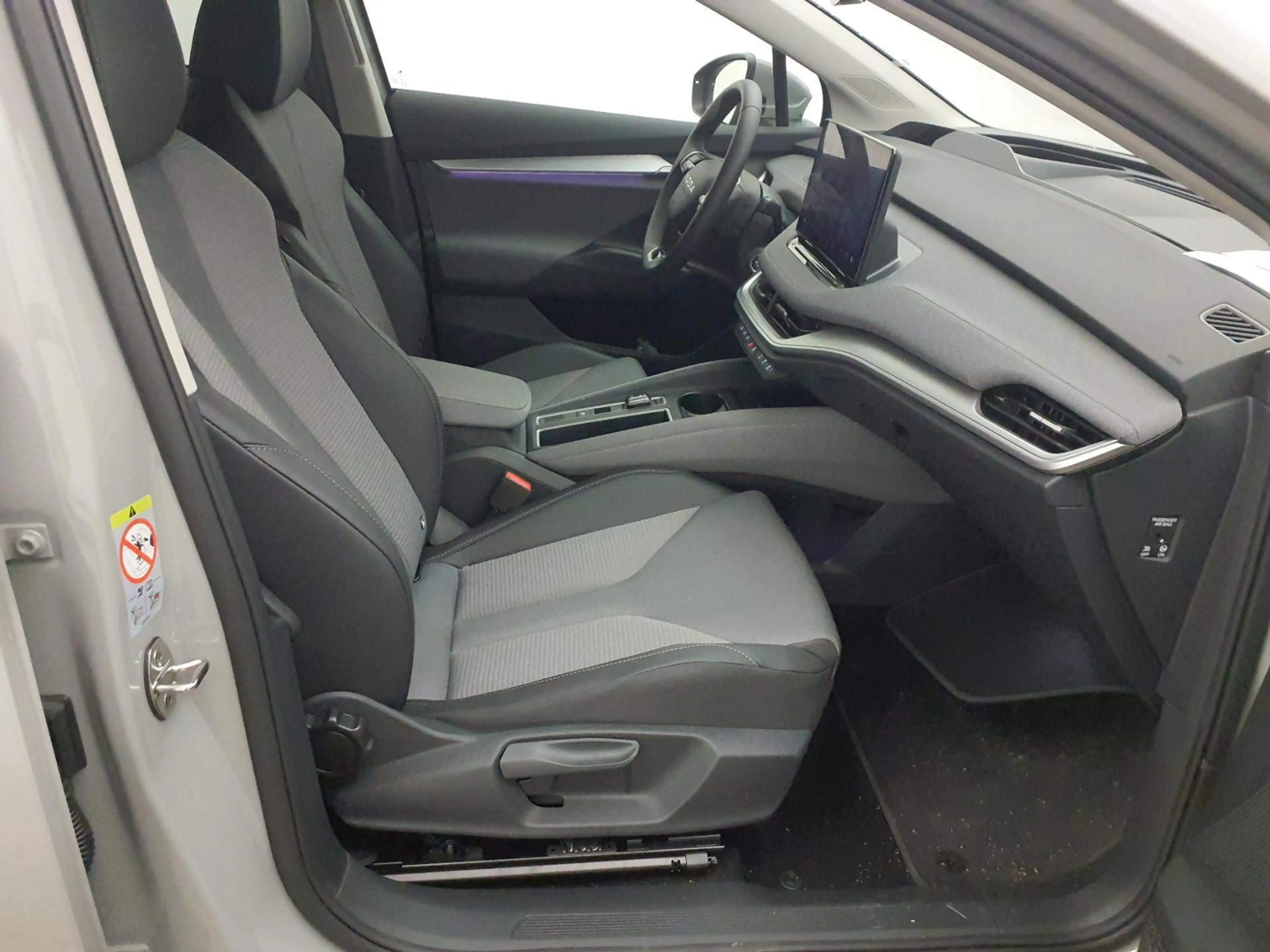 Skoda Enyaq 82kWh LOFT +AHK +MATRIX +CANTON +360° +HuD +LM +N — photo 5