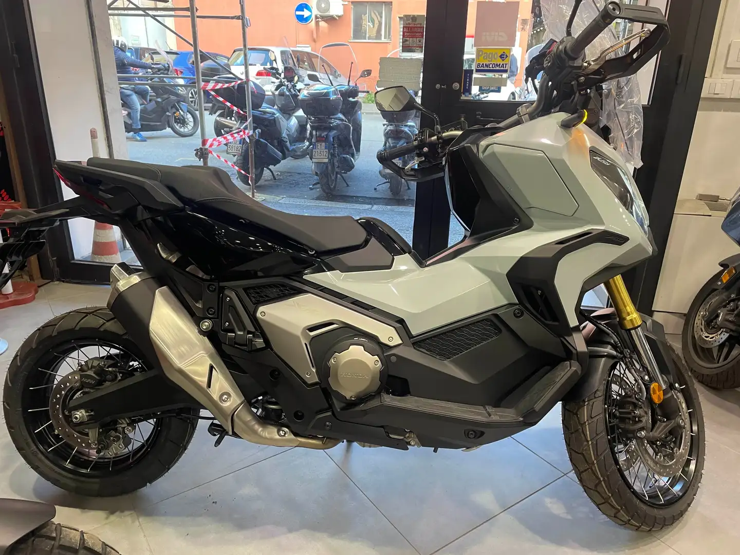 Honda X-ADV 2024 Grigio - 2