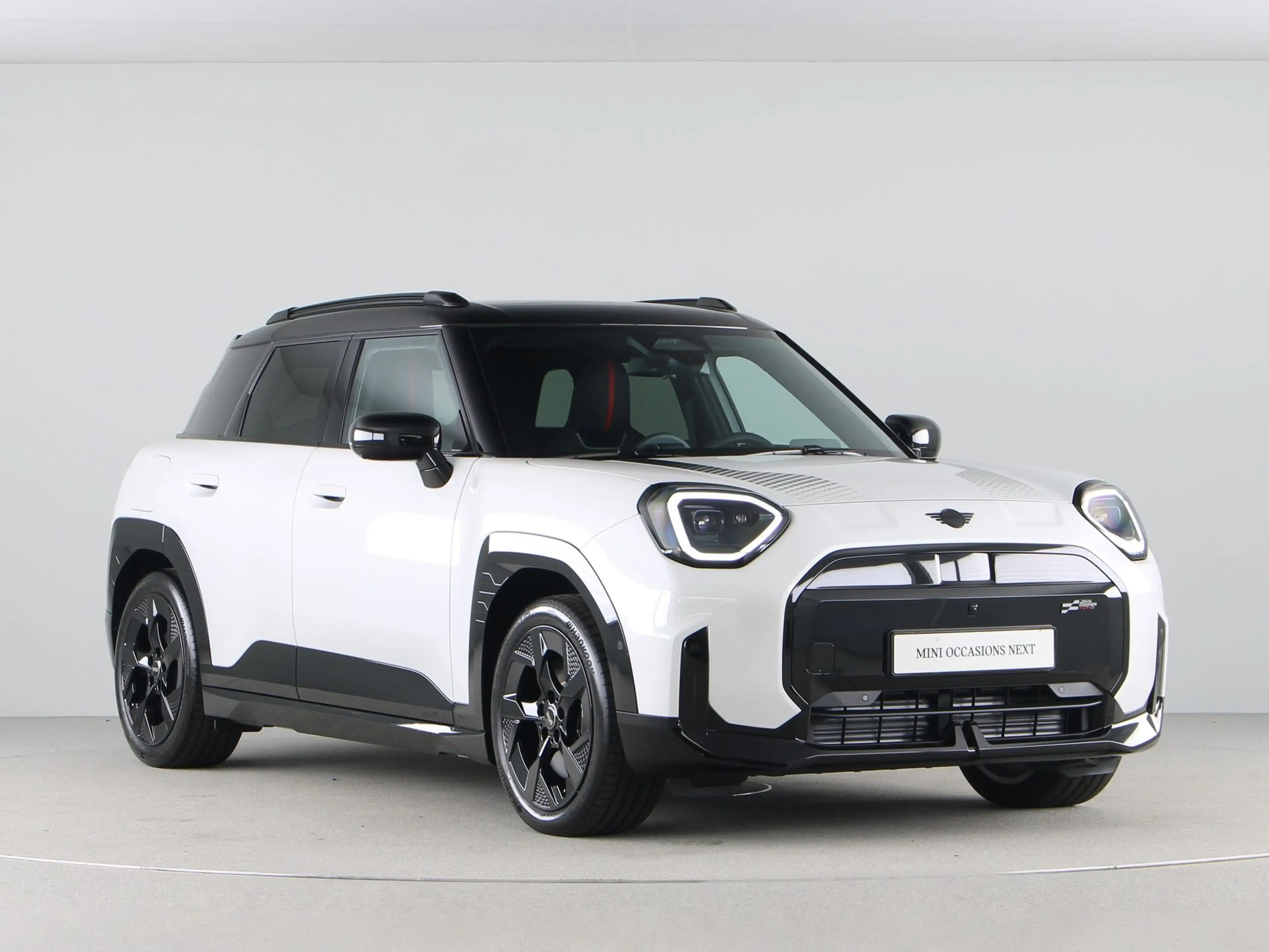 MINI Aceman SE John Cooper Works Pakket XL — photo 3