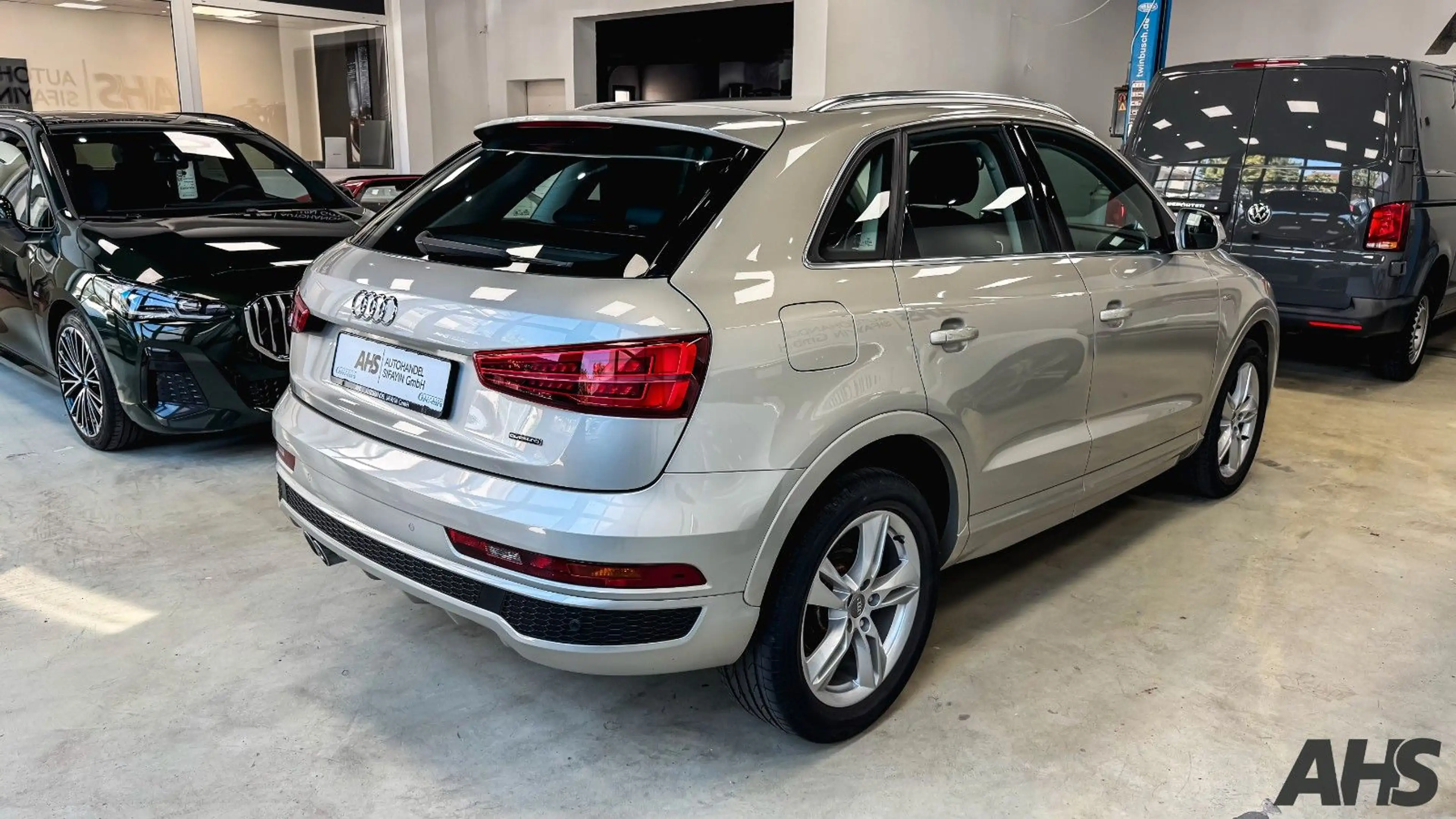 Audi Q3 sport quattro S Line — photo 4