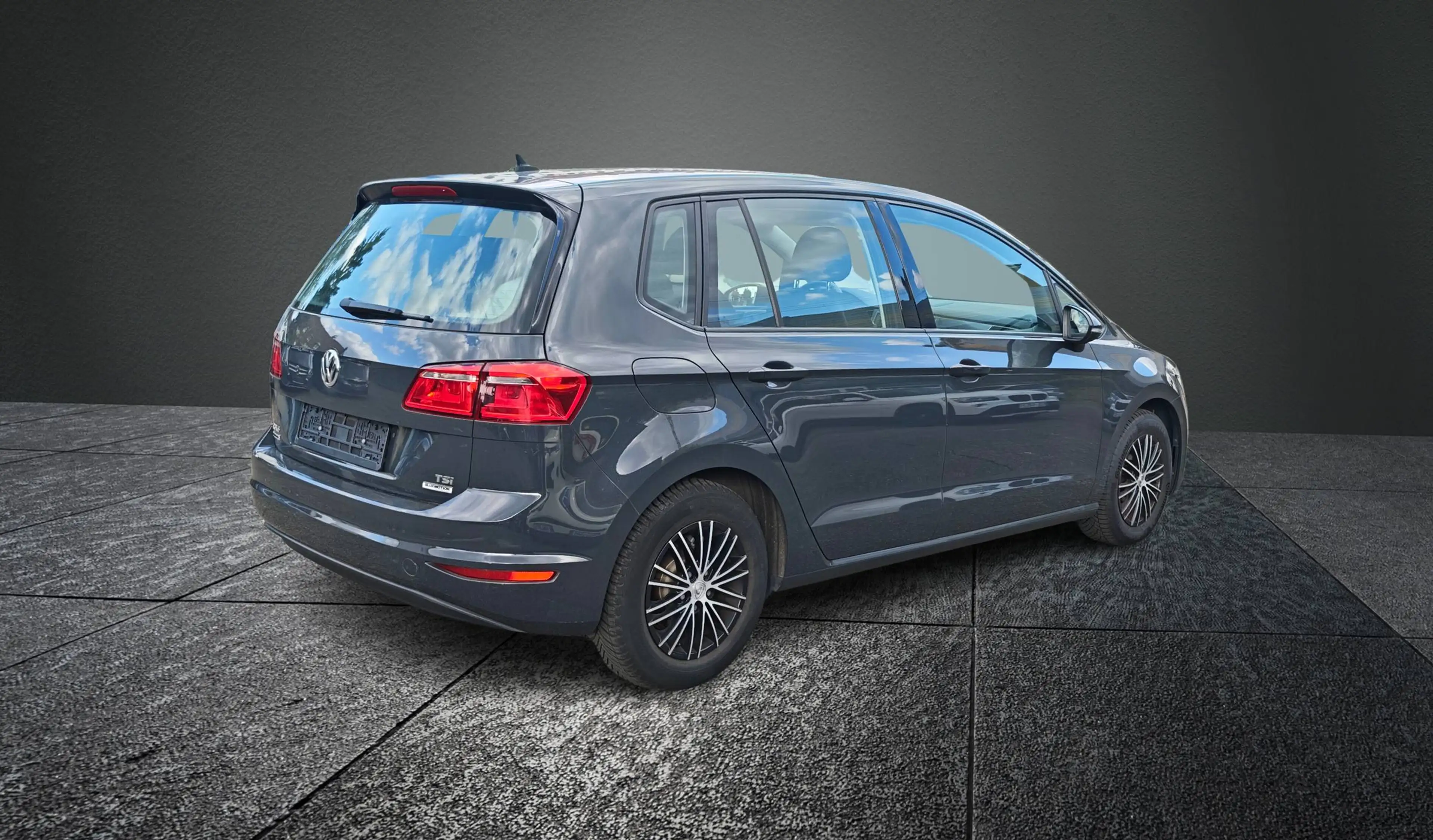 Volkswagen Golf Sportsvan 1.2 TSI Trendline BMT *Navi*Garantie*AHK* — photo 6