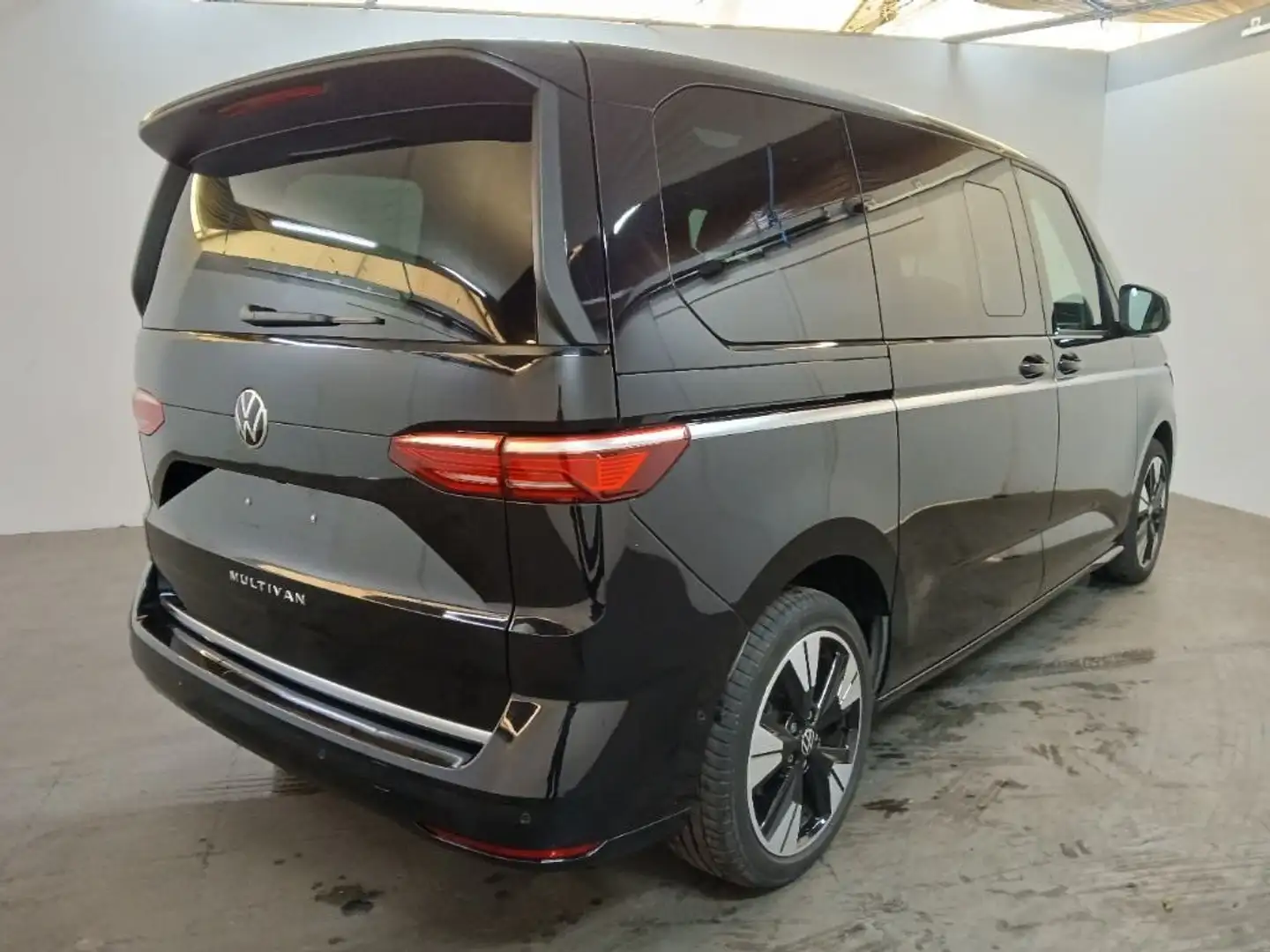 Volkswagen T7 Multivan Style*19Zoll*PANORAMA*TISCH*Standhzg*el.TÜRE* Schwarz - 2