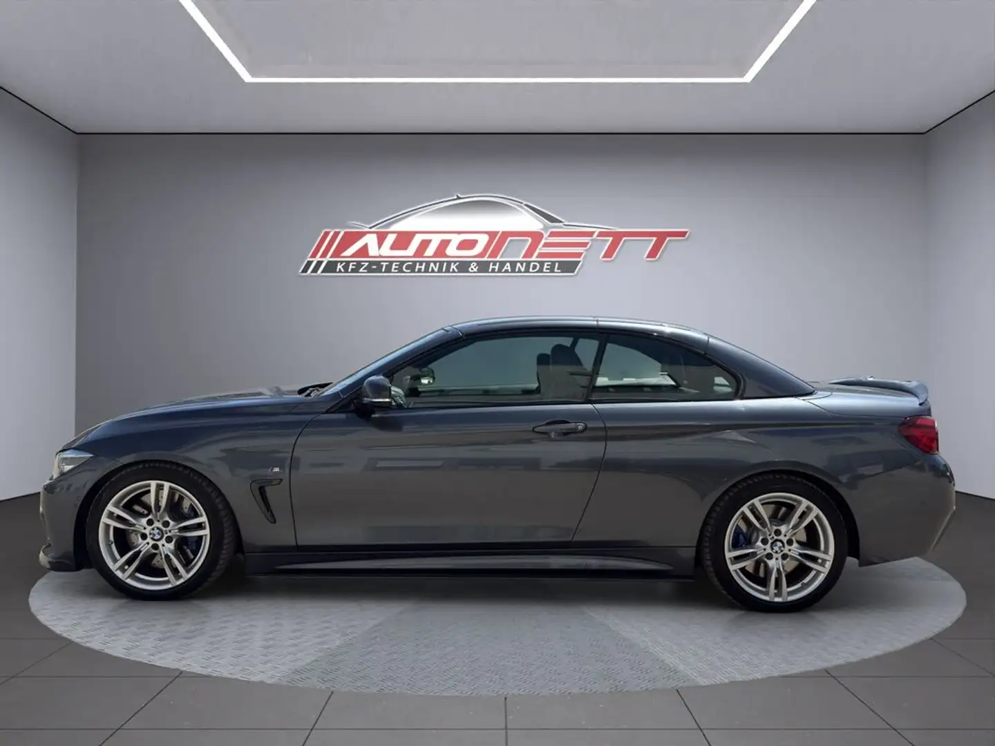 BMW 440 i xDrive M Sport Cabrio Grau - 2