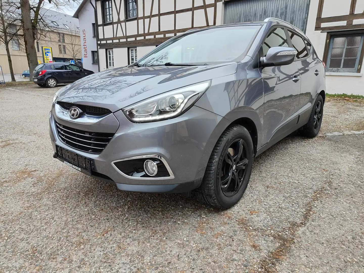 Hyundai iX35 2.0 Grau - 1