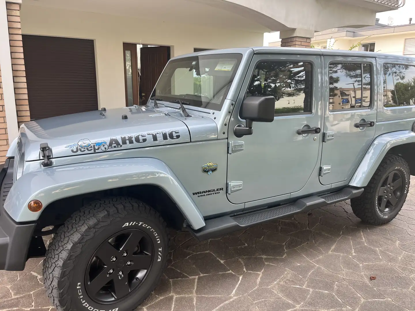 Jeep Wrangler Unlimited 2.8 crd Arctic auto Blu/Azzurro - 1