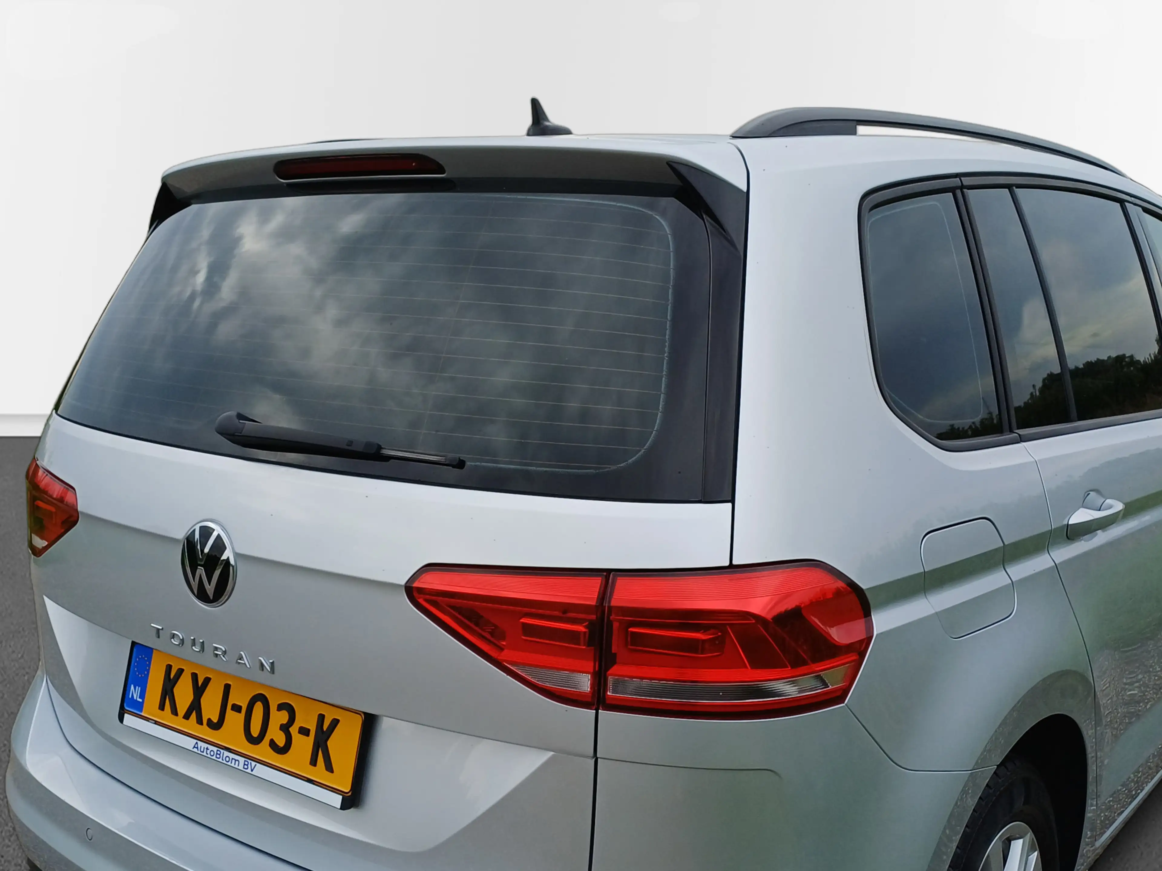 Volkswagen Touran 1.5 TSI Comfortline 7-Pers. /Clima/Cruise/Carplay/ — photo 13
