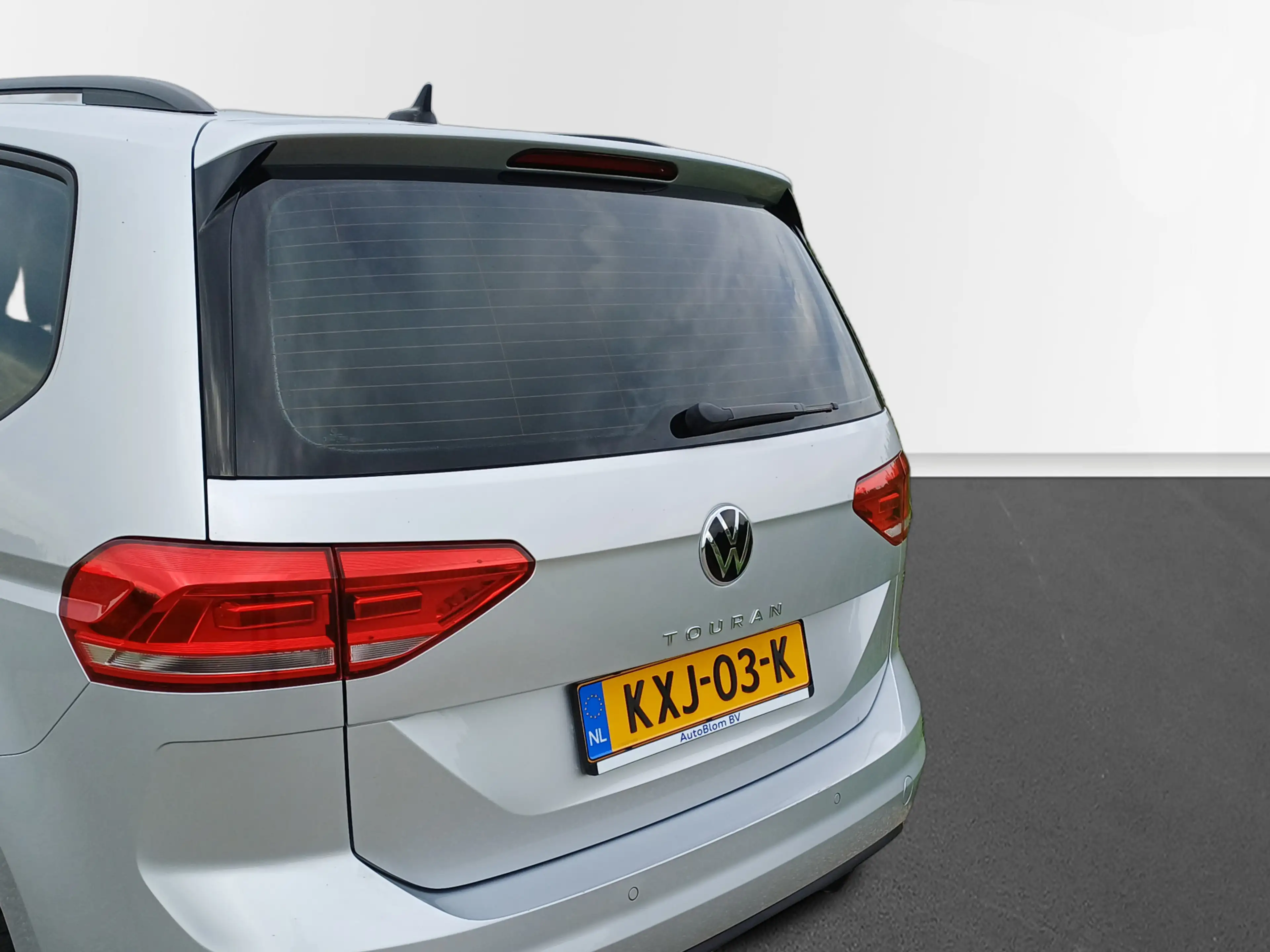 Volkswagen Touran 1.5 TSI Comfortline 7-Pers. /Clima/Cruise/Carplay/ — photo 12
