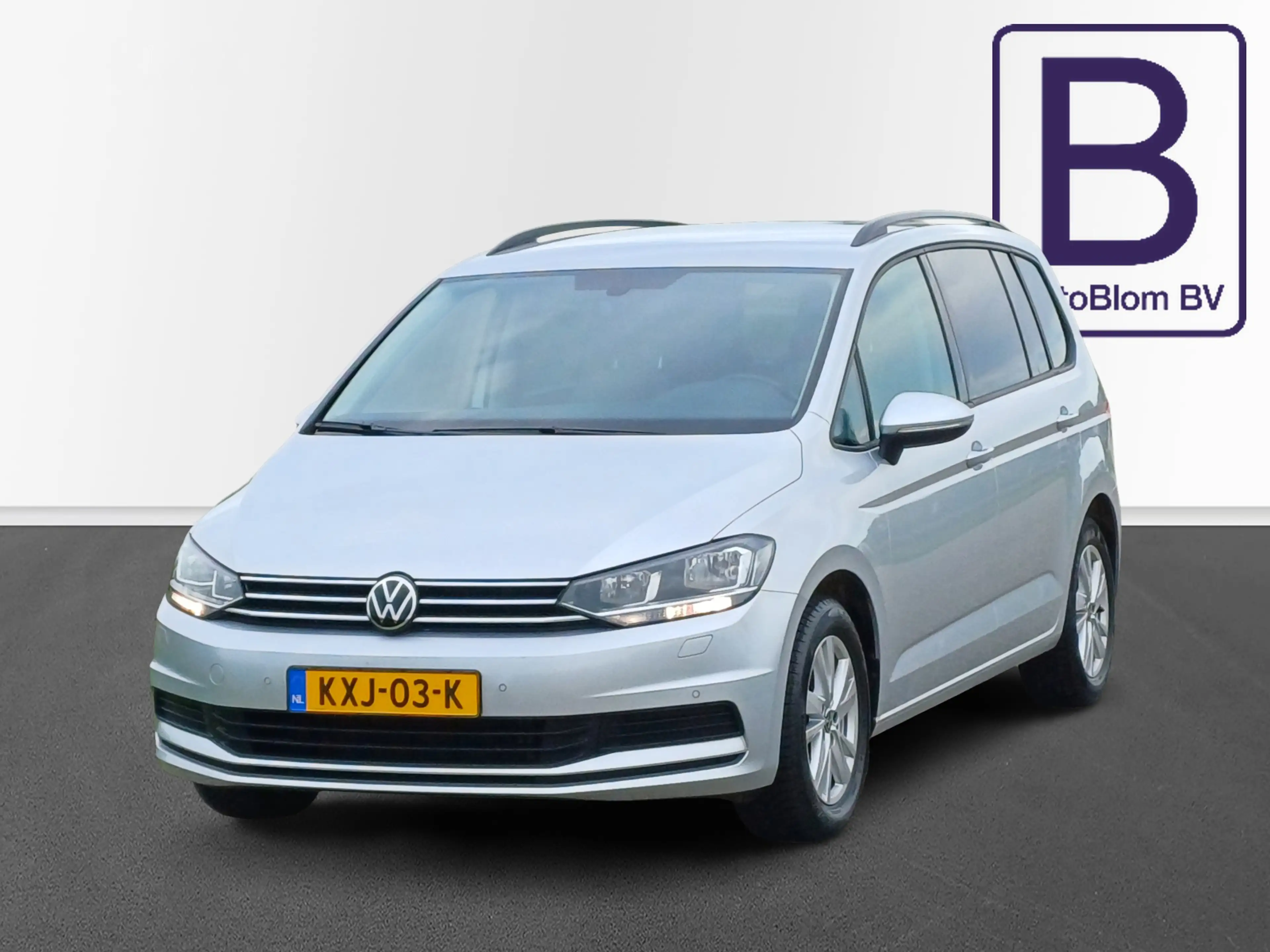 Volkswagen Touran 1.5 TSI Comfortline 7-Pers. /Clima/Cruise/Carplay/ — photo 3