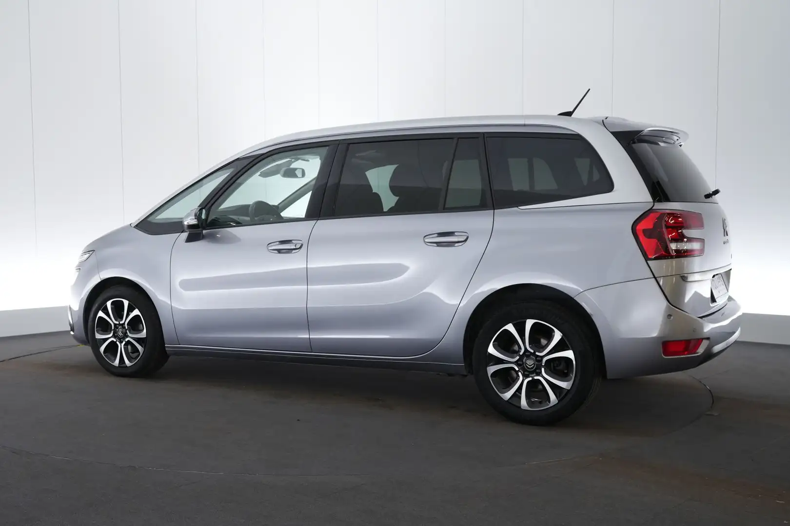 Citroen Grand C4 SpaceTourer 1.5 BlueHDi Shine LEDER/CUIR GPS PDC CAM Keyless M Argent - 1