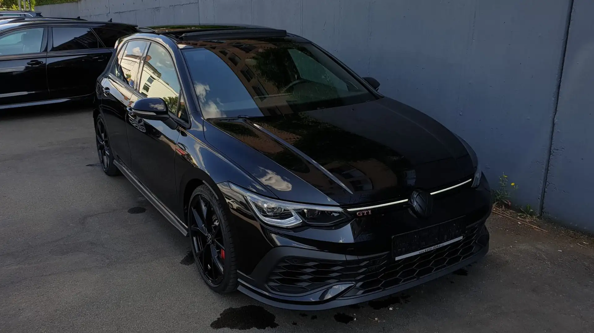 Volkswagen Golf 8 GTI Clubsport DSG Pano/Nürburgring/H&K/19 Zwart - 2