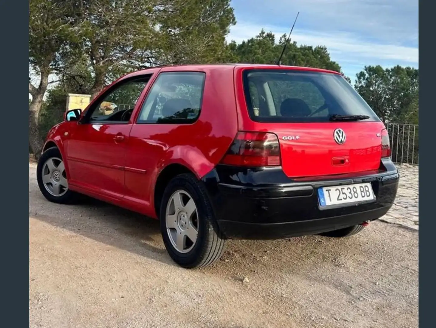 Volkswagen Golf Golf 1.6 Conceptline 100 Conceptline Rojo - 2