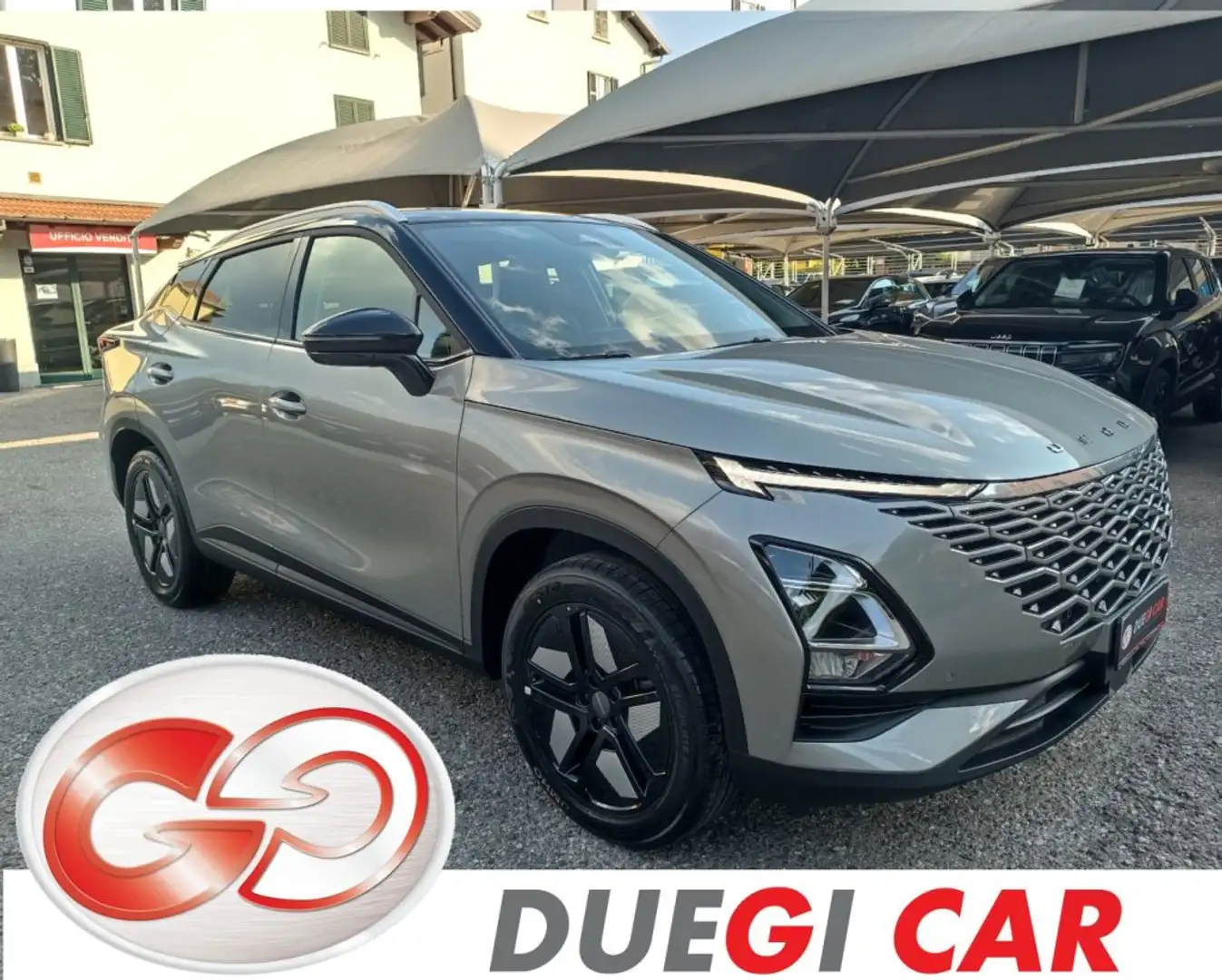 Omoda 5 1.6  TGDI Premium Grau - 1