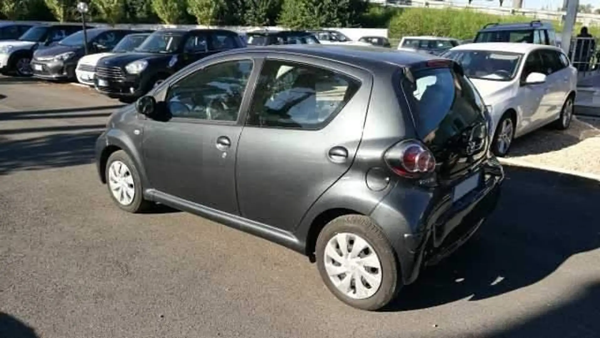Toyota Aygo 5p 1.0 Lounge connect m-mt - 2