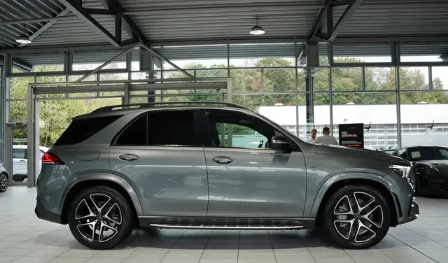 Mercedes-Benz GLE view 6