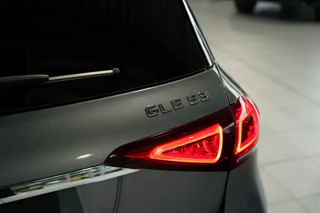 Mercedes-Benz GLE view 14