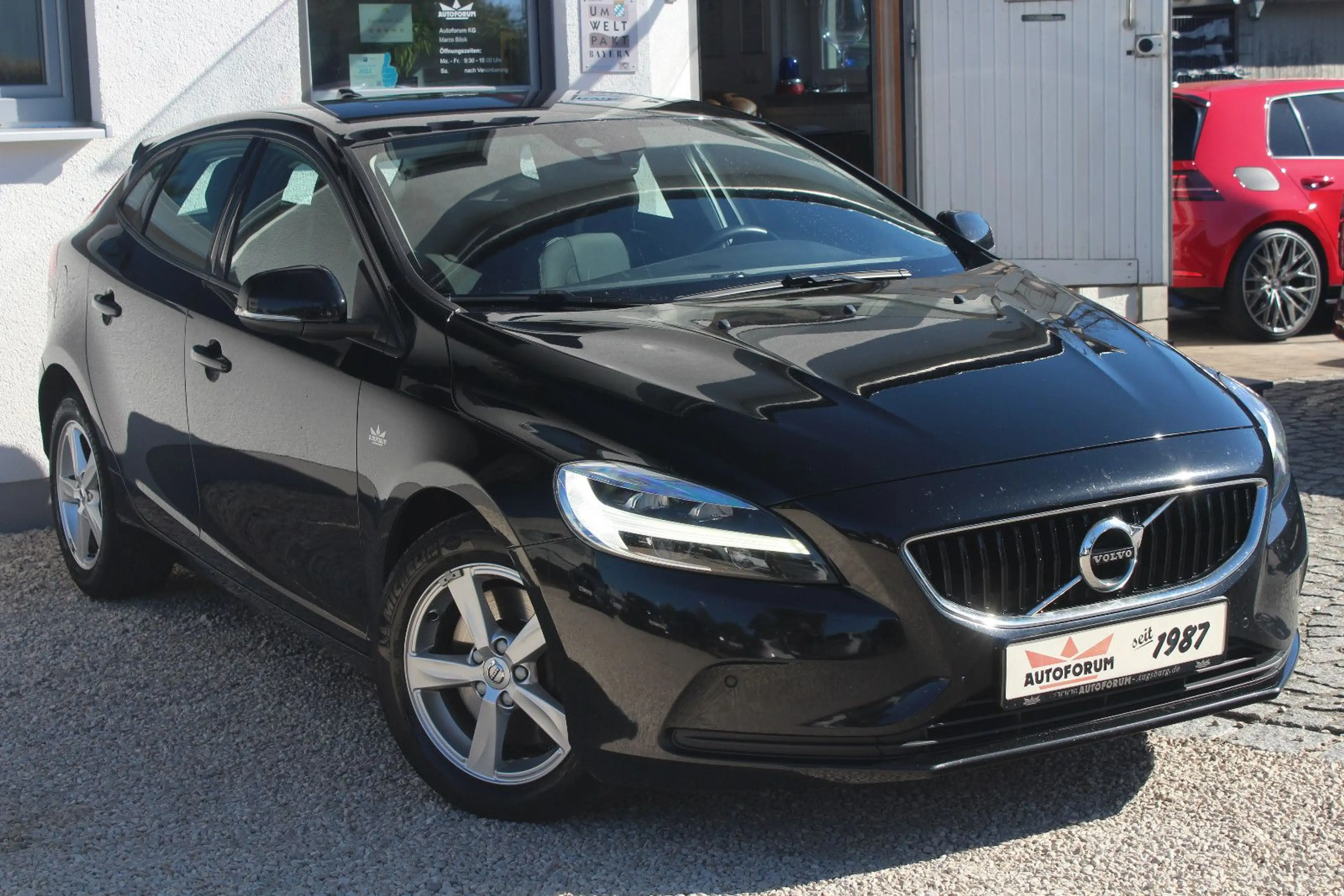 Volvo V40 Kinetic D3~Automatik~LED~Facelift~ — photo 15