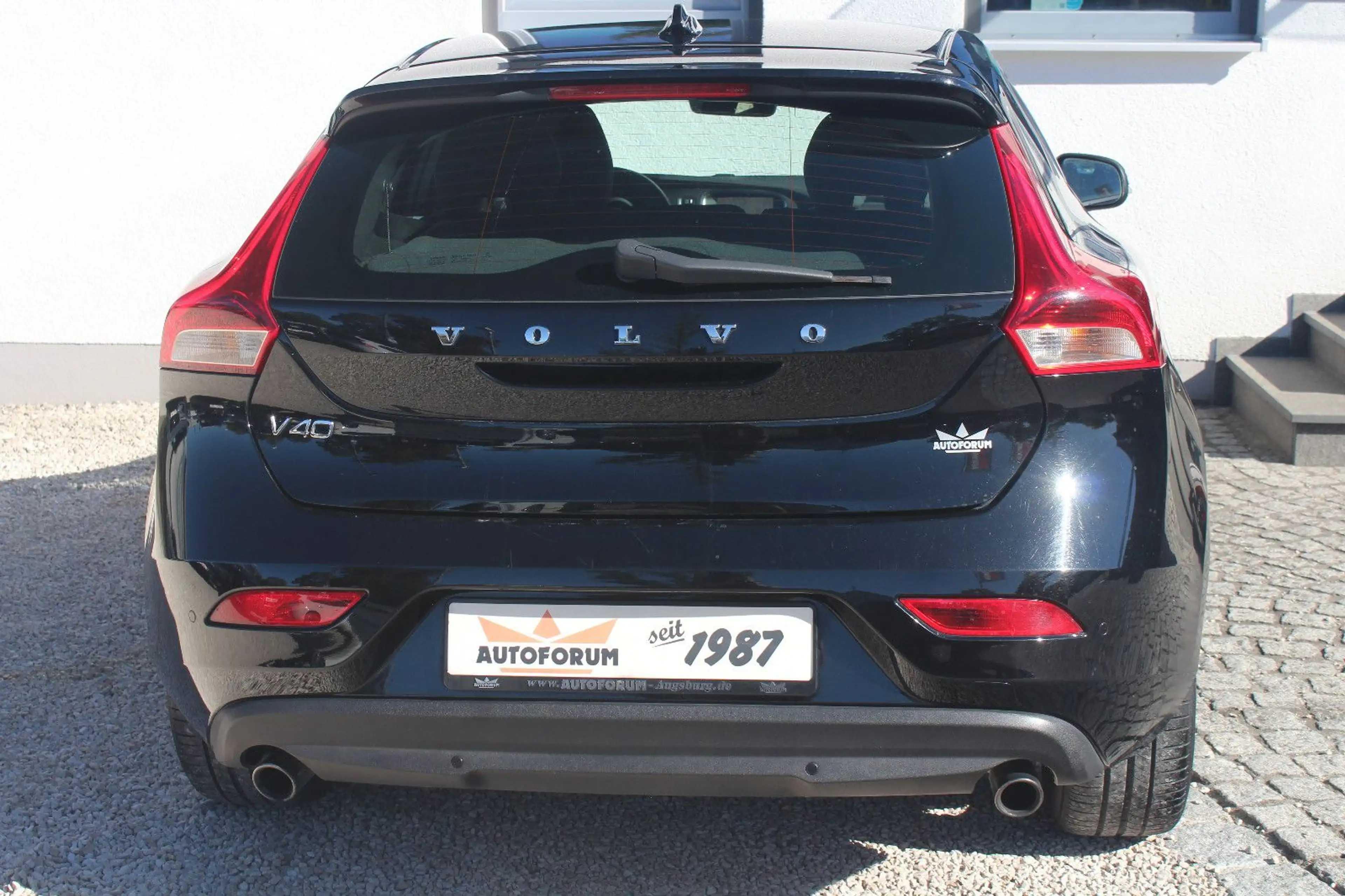 Volvo V40 Kinetic D3~Automatik~LED~Facelift~ — photo 8