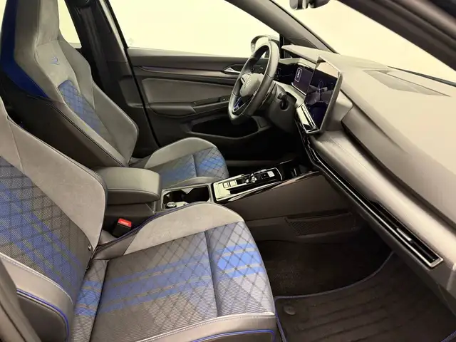 Volkswagen Golf view 10