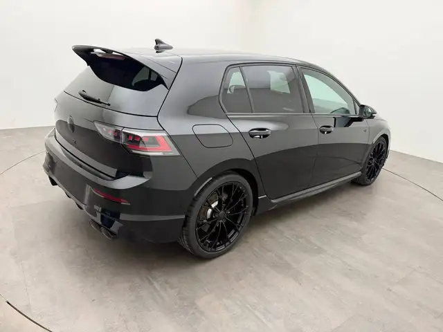 Volkswagen Golf view 3