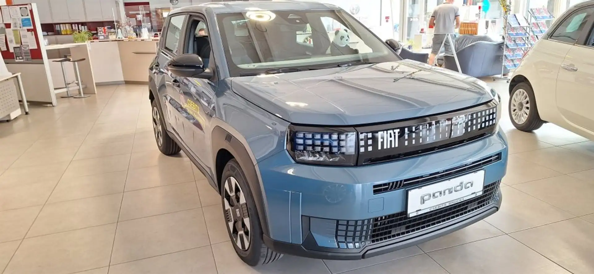 Fiat Grande Panda Hybrid Icon Blau - 2