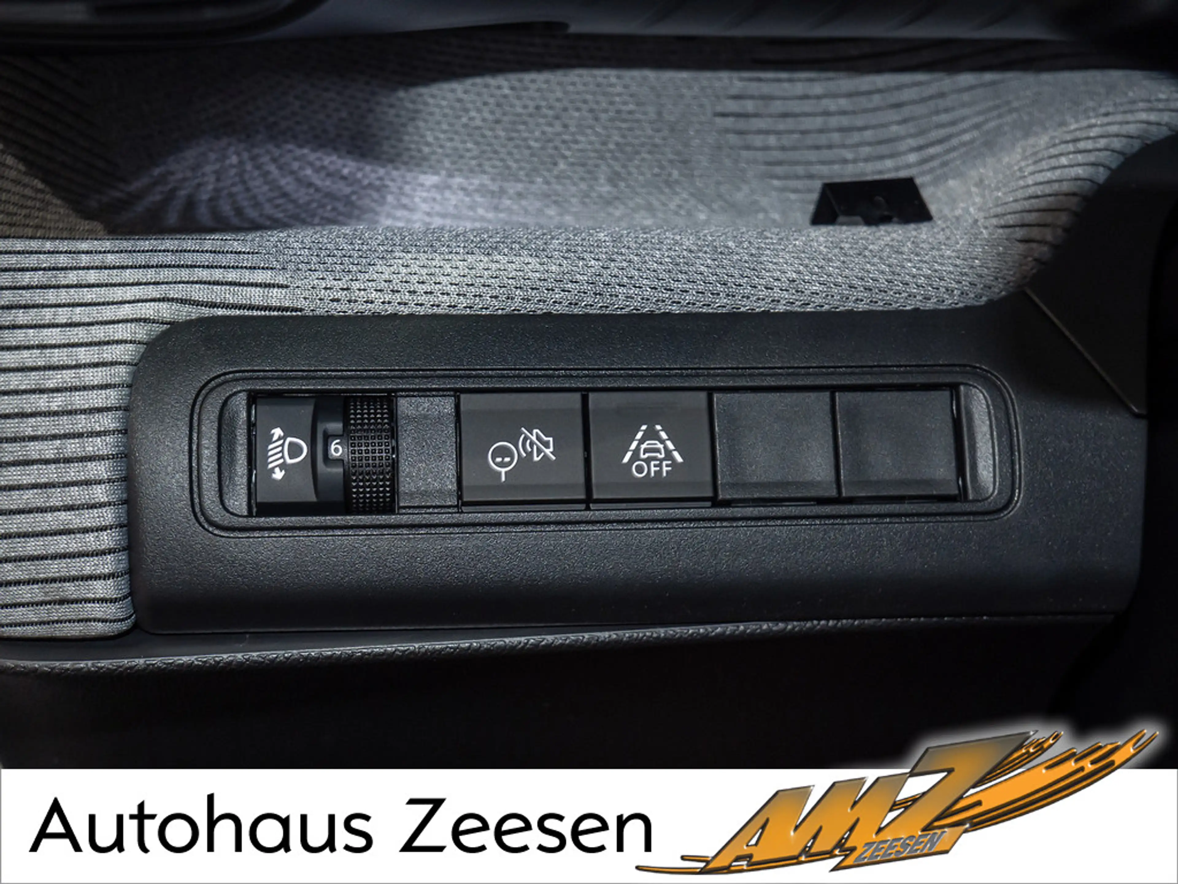 Citroen C3 Aircross Hybrid 145 Max NAVI KAMERA PDC — photo 15