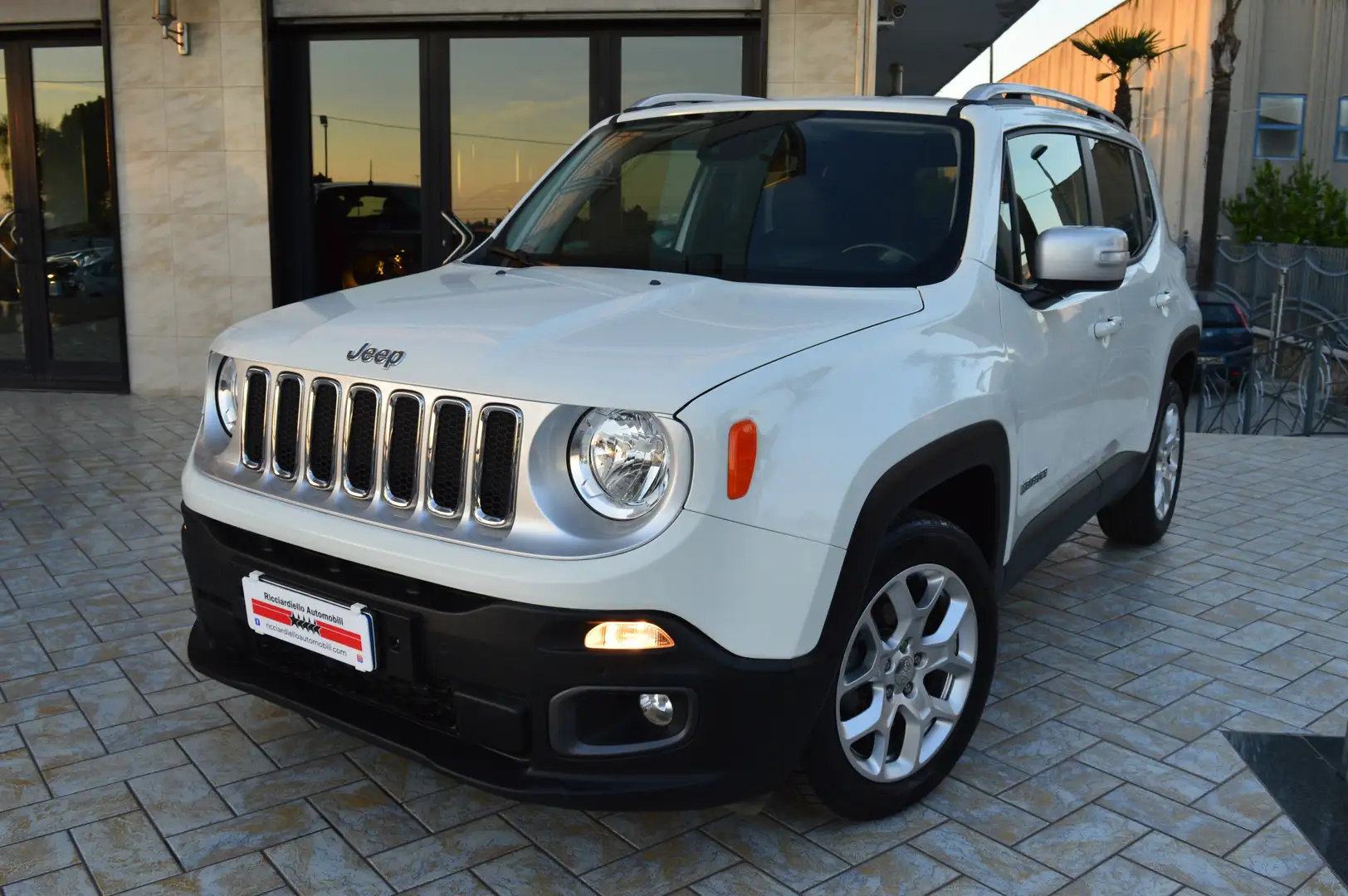 Jeep Renegade 1.6 Mjt 120Cv Limited E6 - Pelle/Navy Bianco - 1
