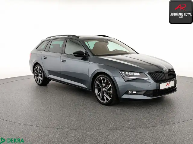Skoda Superb view 7