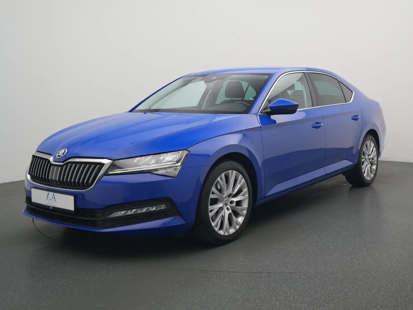 Skoda Superb Limousine Ambition DSG APPS+ALARM+AHK+KAM Blau - 1