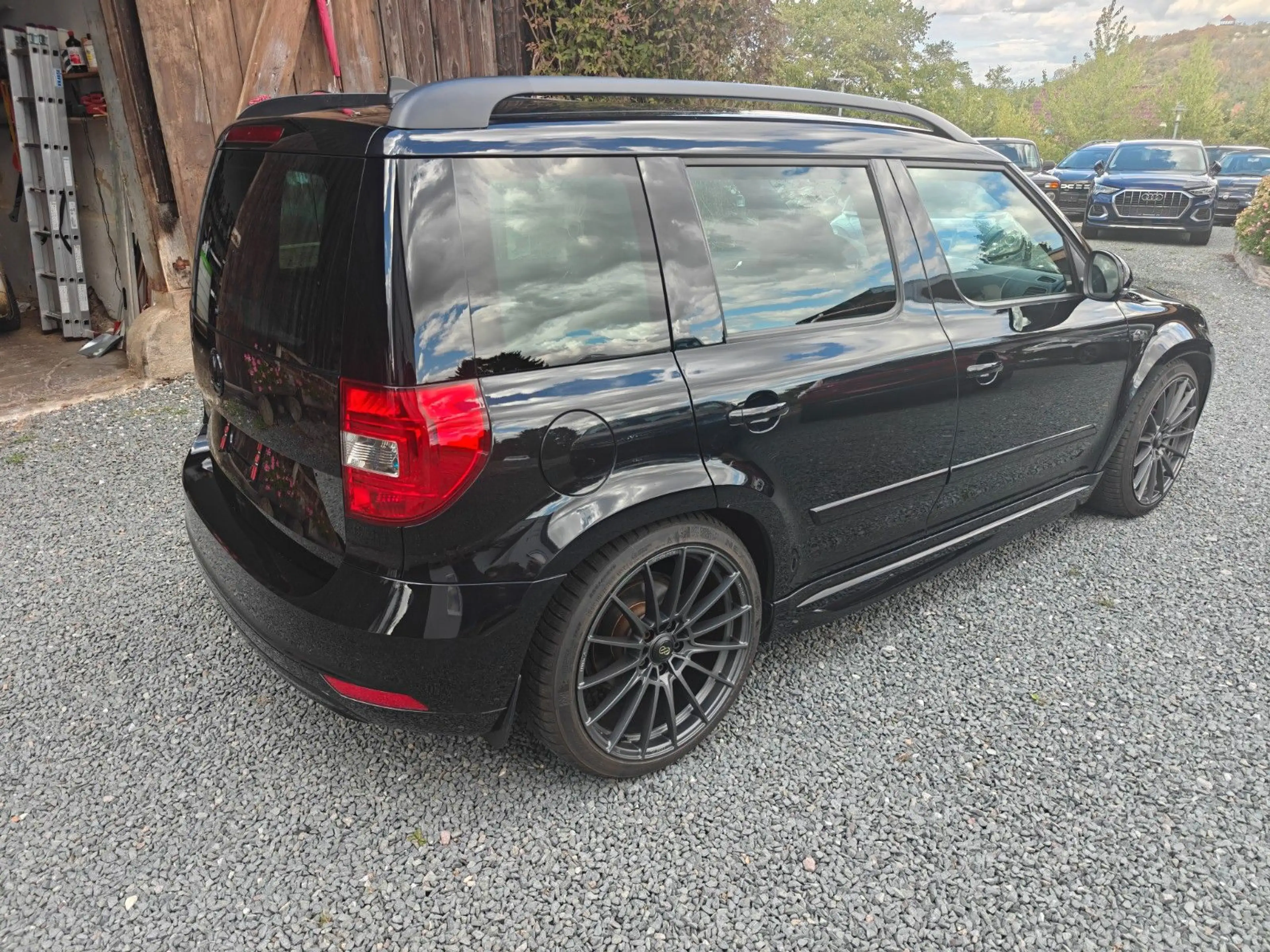 Skoda Yeti Monte Carlo — photo 13