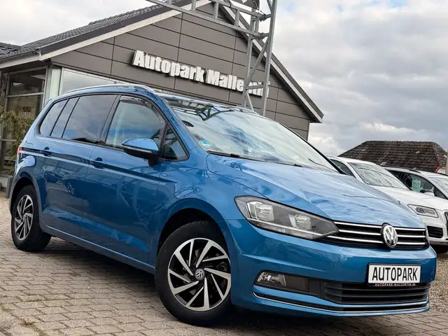 Volkswagen Touran main image