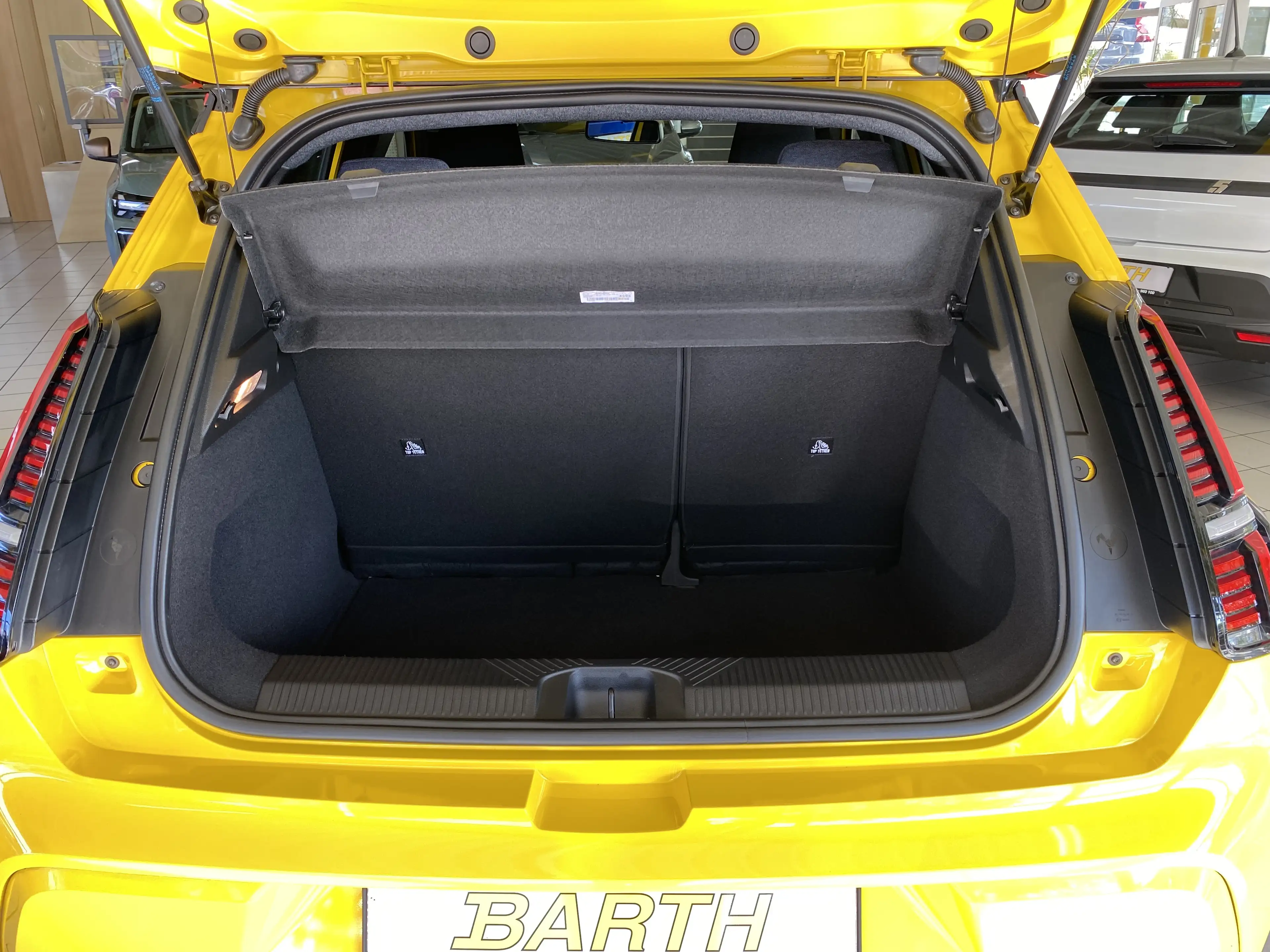 Renault R 5 150, Techno150 Comfort Range (52kWh) — photo 8