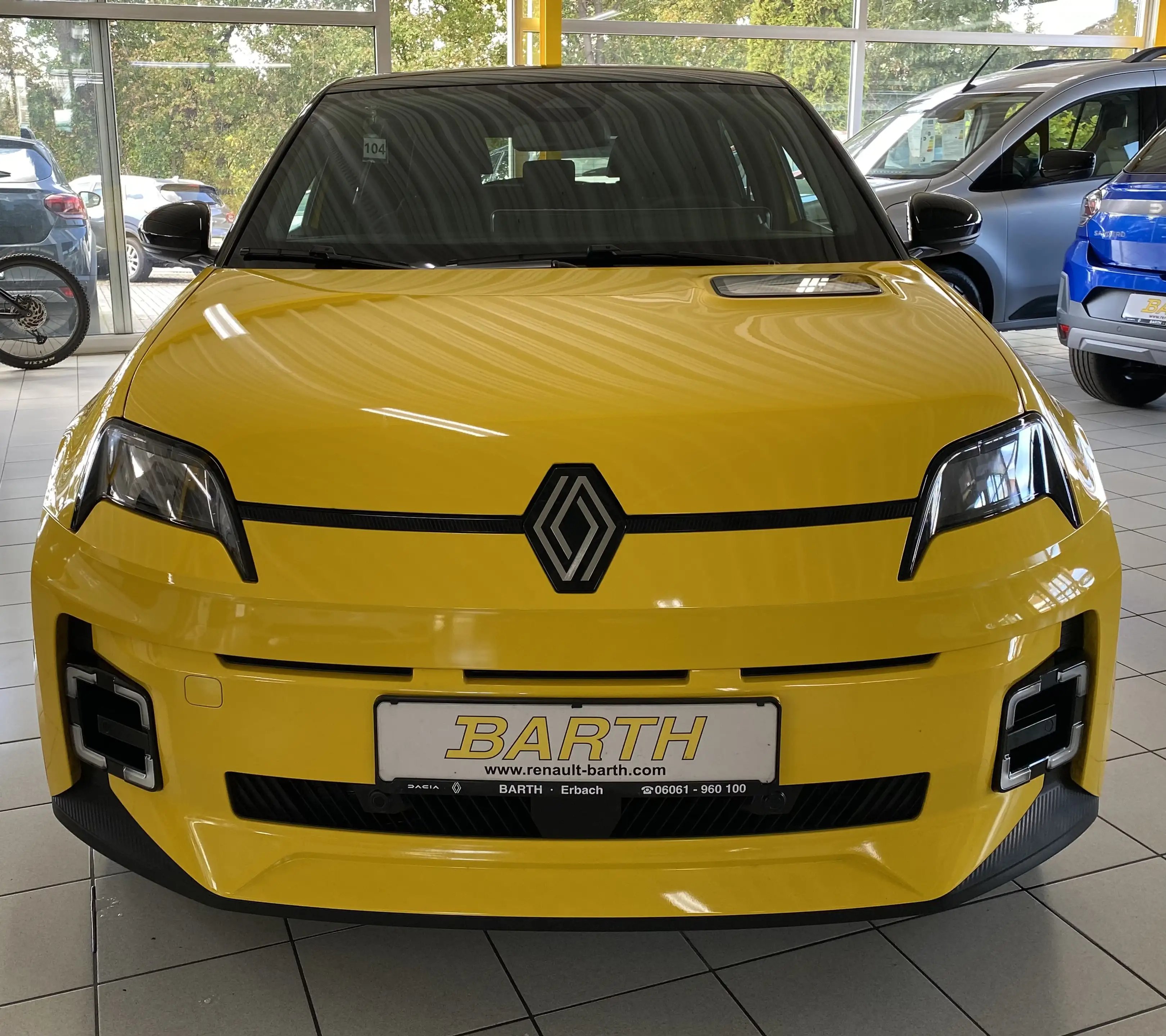 Renault R 5 150, Techno150 Comfort Range (52kWh) — photo 4