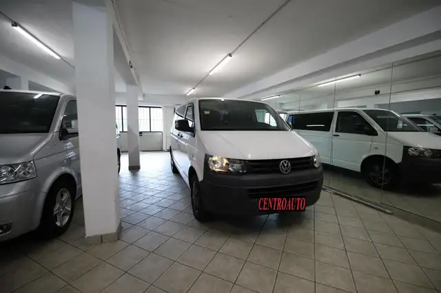 Volkswagen T5 VW T5 2.0tdi 140cv 9Posti Euro5 Klima