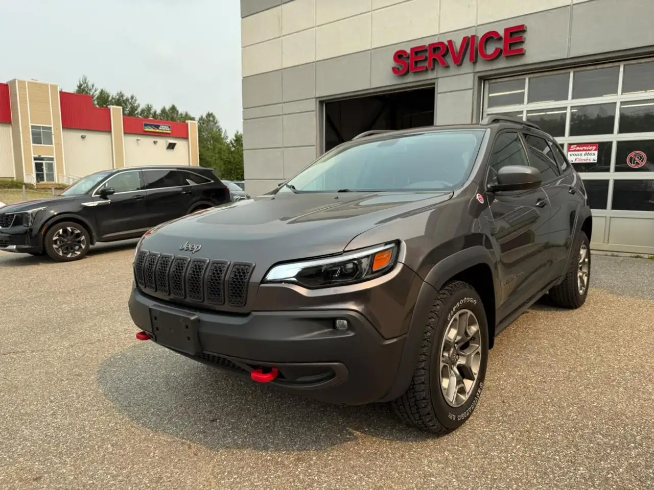 Jeep Cherokee photo Jeep Cherokee