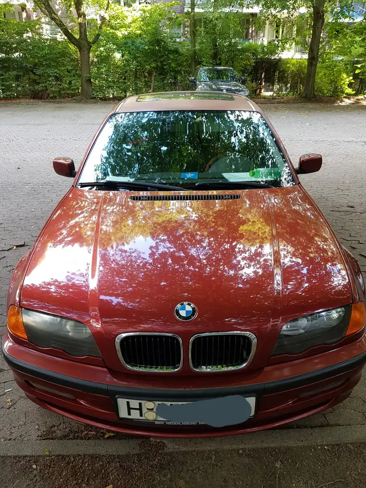 BMW 318i Comfort Edition, foto 1