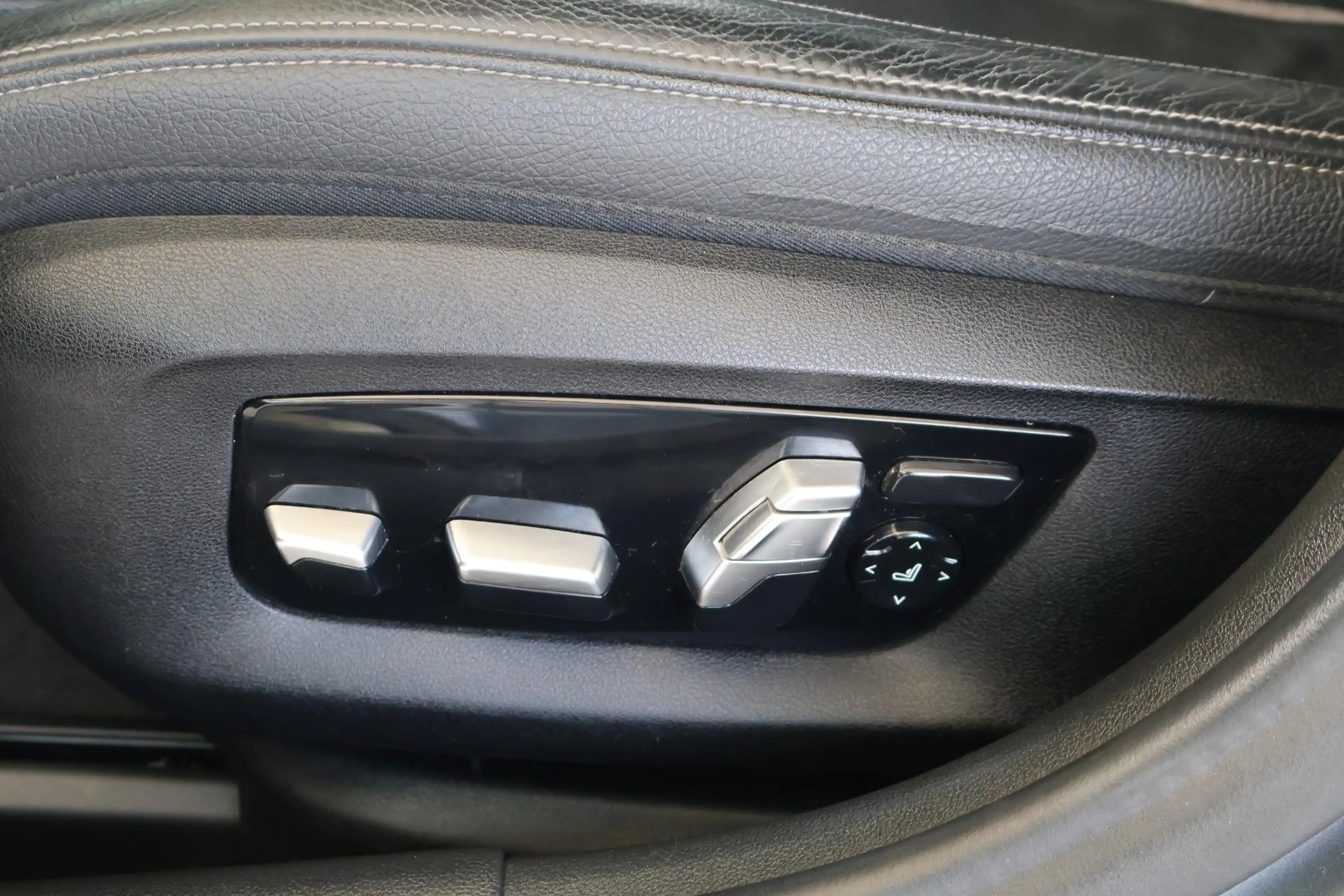 BMW 540 5-serie 540i High Executive Elektrisch-pakket — photo 12