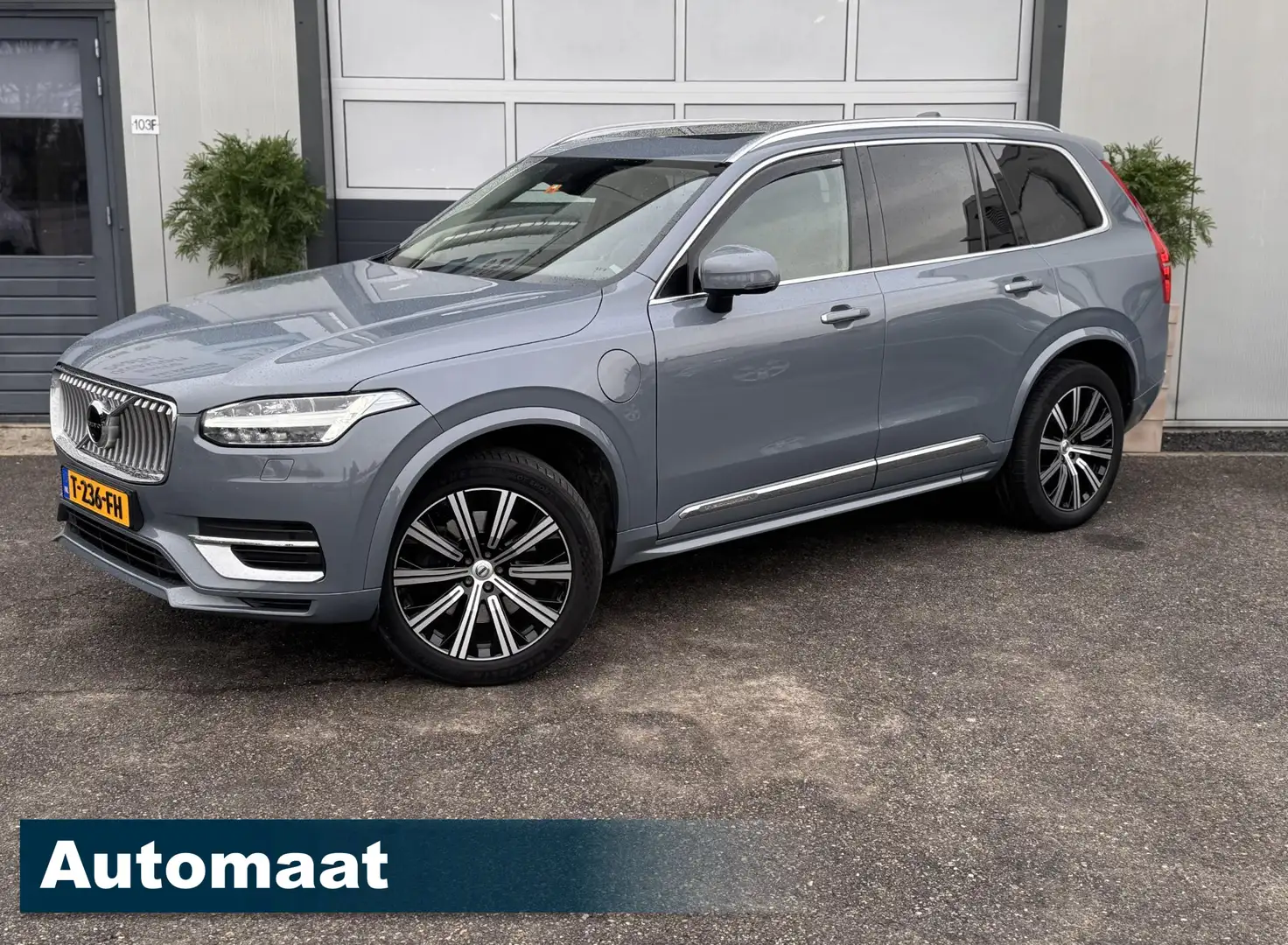 Volvo XC90 2.0 T8 Twin Engine AWD Inscription Grau - 2