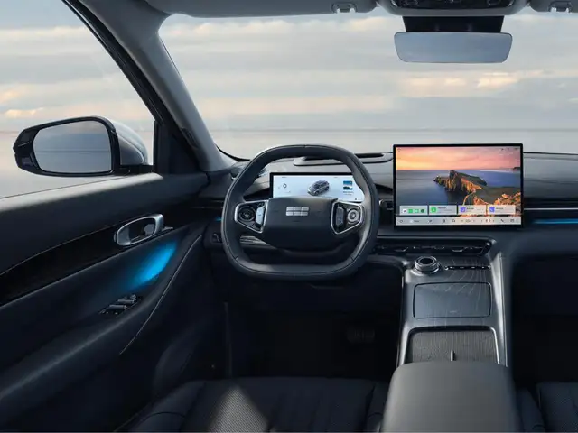 Geely E5 view 2