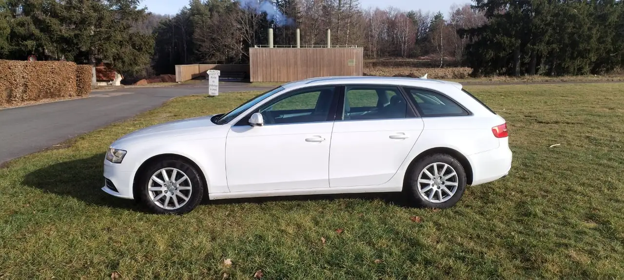 Audi A4 AVANT V6 3.0 TDI 204 Business Line Multi
