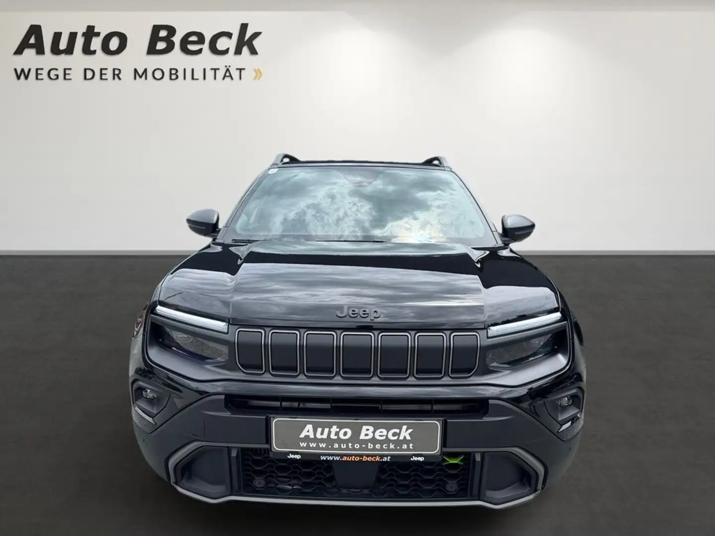 Jeep Avenger Overland Mild-Hybrid 4xe Schwarz - 2