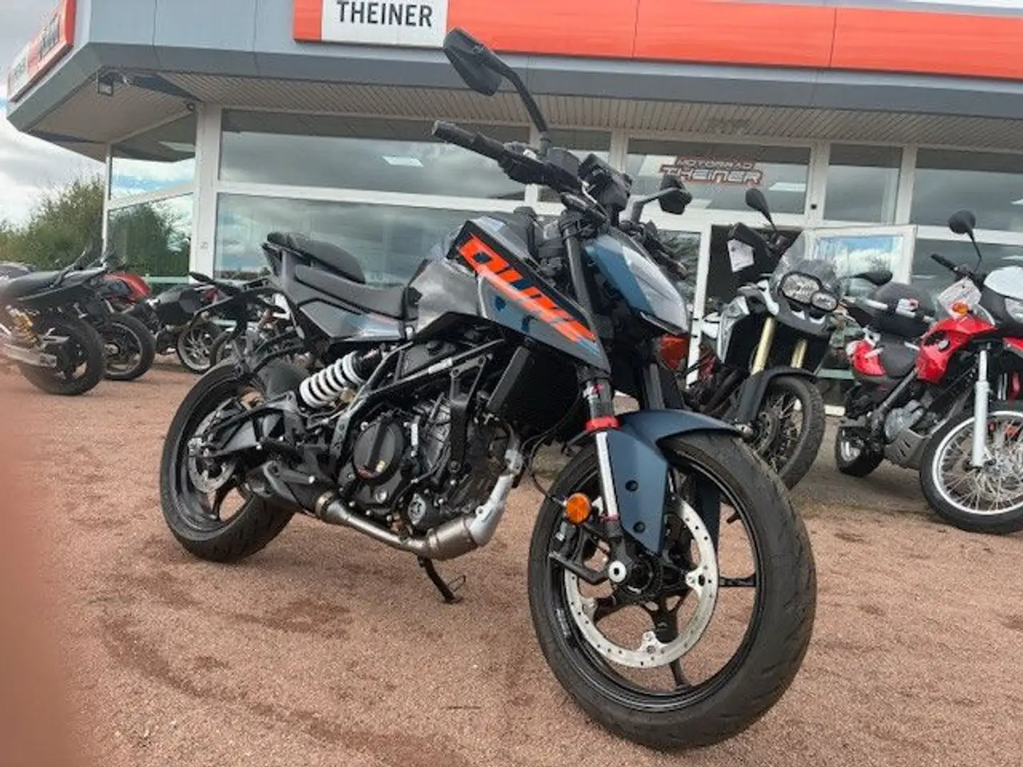 KTM 125 Duke inkl. QUICKSHIFTER Azul - 1