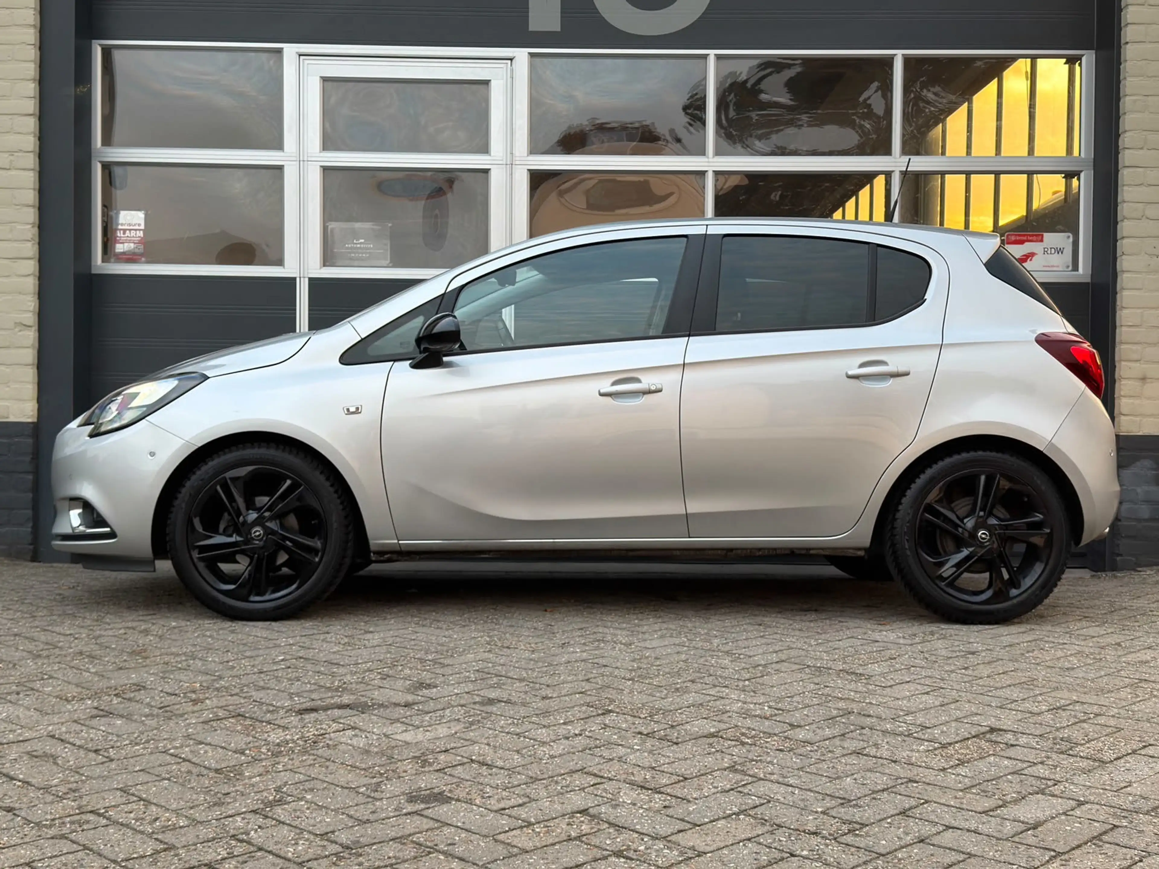 Opel Corsa 1.4 Color Edition / Automaat / NL-auto / 5-drs — photo 8