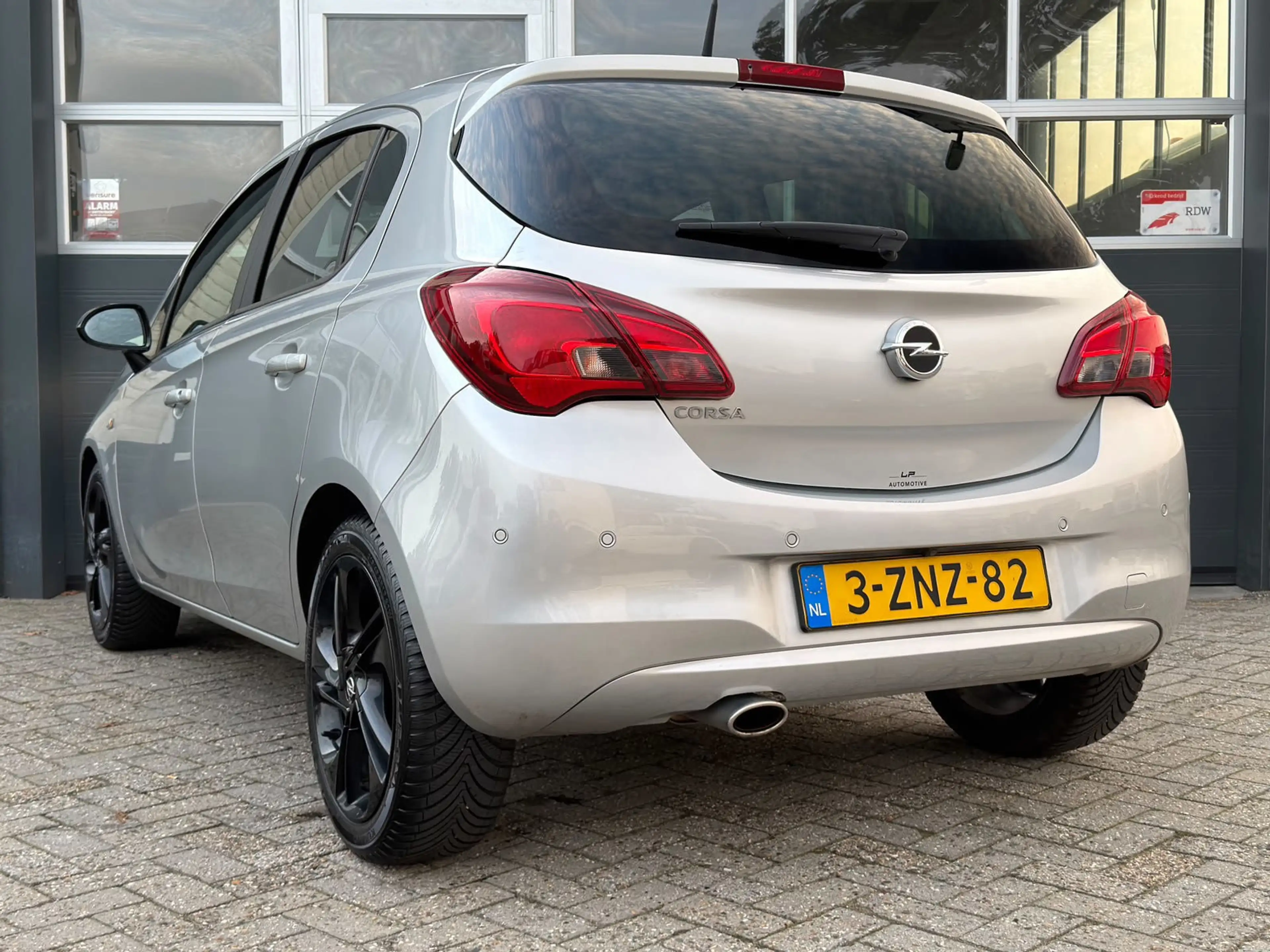 Opel Corsa 1.4 Color Edition / Automaat / NL-auto / 5-drs — photo 4