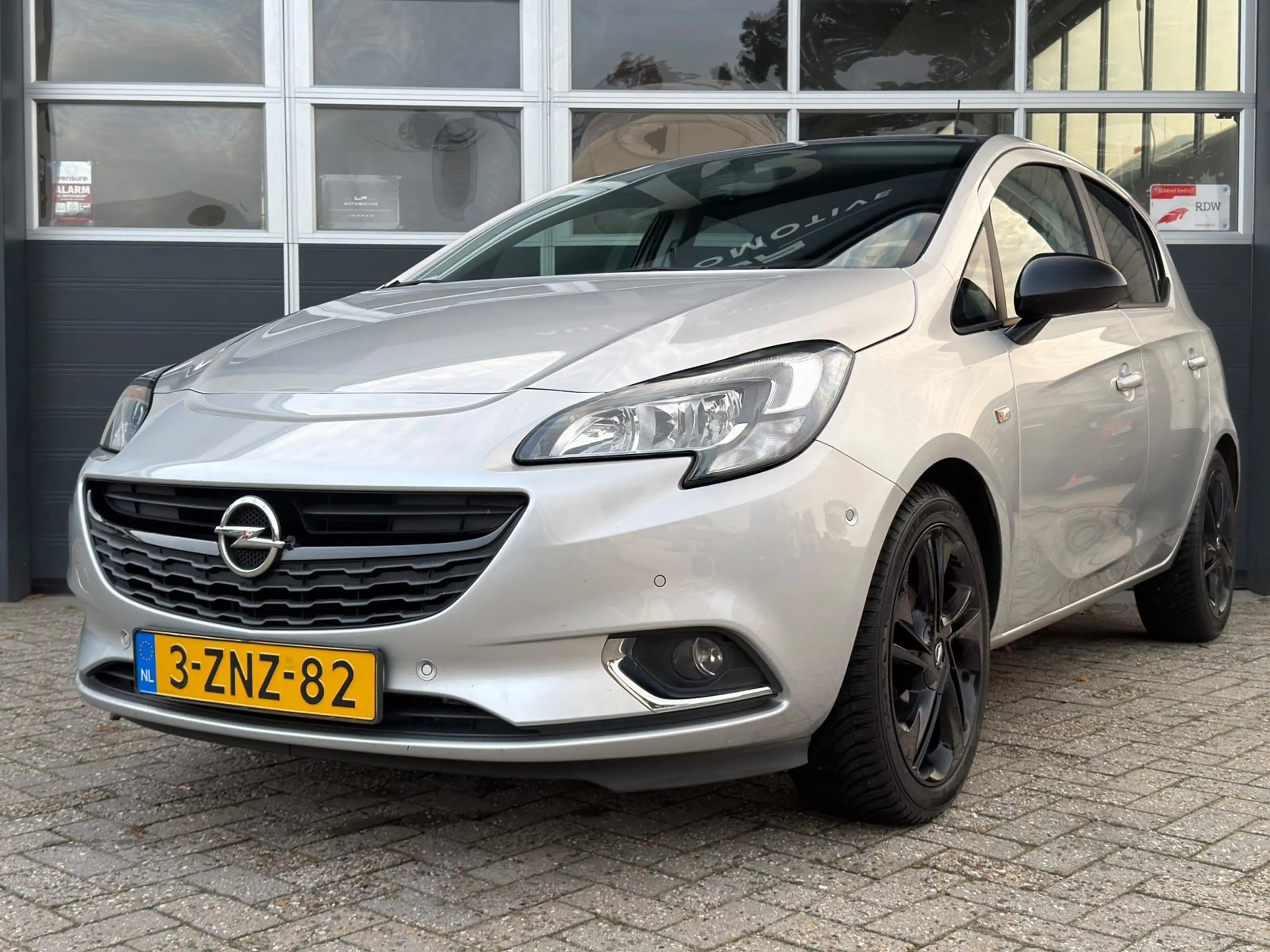 Opel Corsa 1.4 Color Edition / Automaat / NL-auto / 5-drs — photo 3