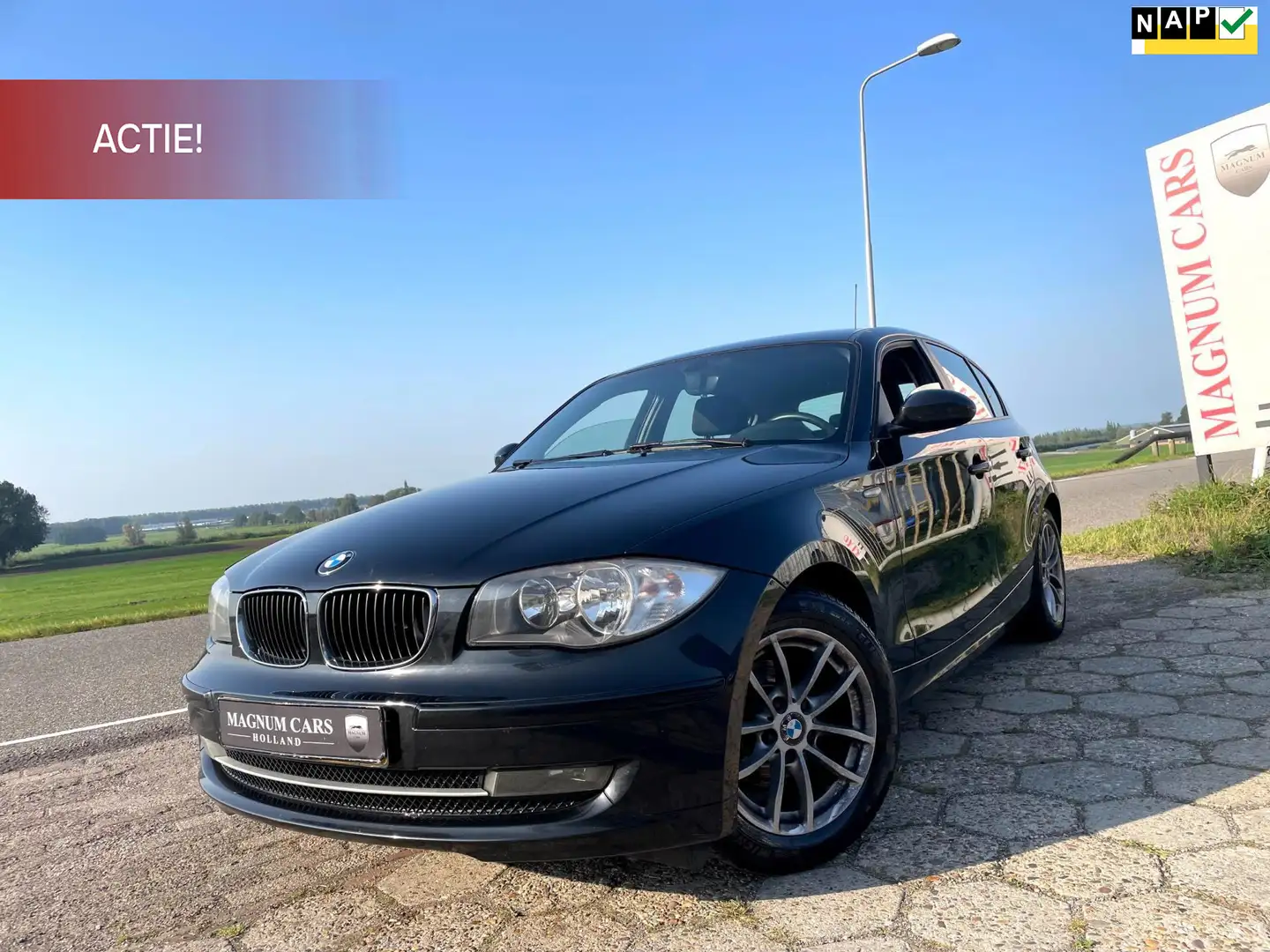 BMW 116 1-serie 116i 5DR AIRCO CRUISE CONTROL PARKEERSENSO Czarny - 1