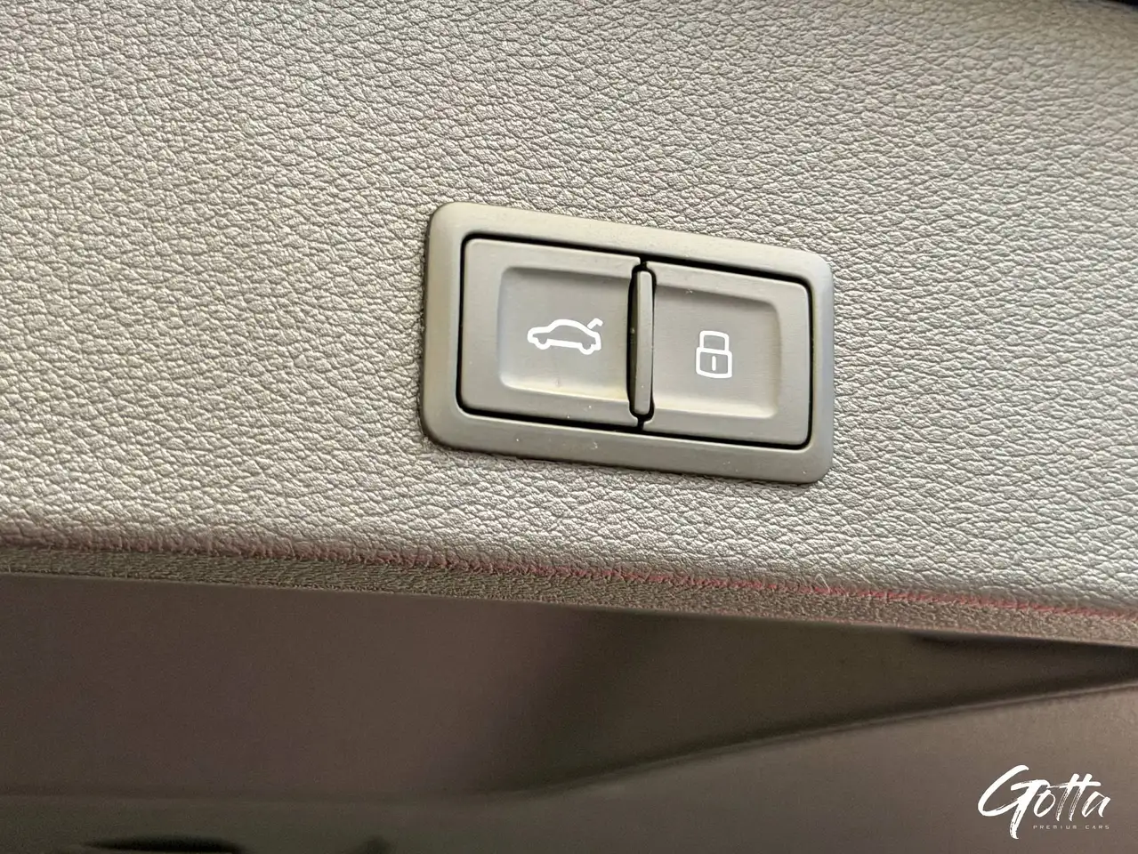 Audi Q2 35 TFSI 150CH**S-LINE/LED MATRIX/CAMERA/CAR-PLAY/ANDROID AUTO/VIRTUAL COCKPIT/CLE CONFORT/SIEGES CHAUFFANT/TOIT OUVRANT, миниатюра 28