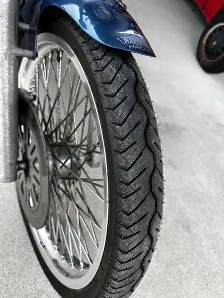 Suzuki VS 800 - foto 8